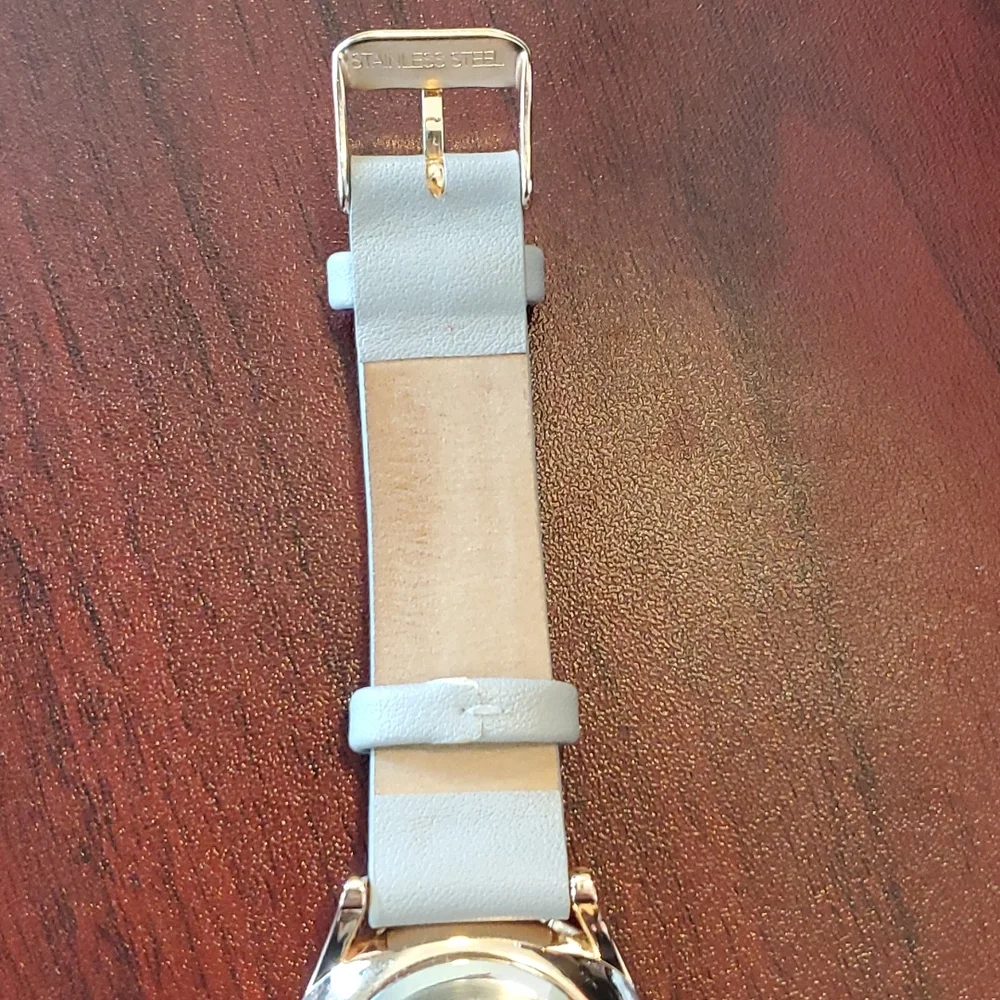 Nine West‎ watch. Gray and rose gold.